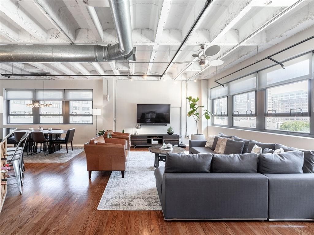 2 bedroom, 2 bathroom, 1,600 sq ft condominium sold at 878 Peachtree Street 509, Atlanta, GA 30309