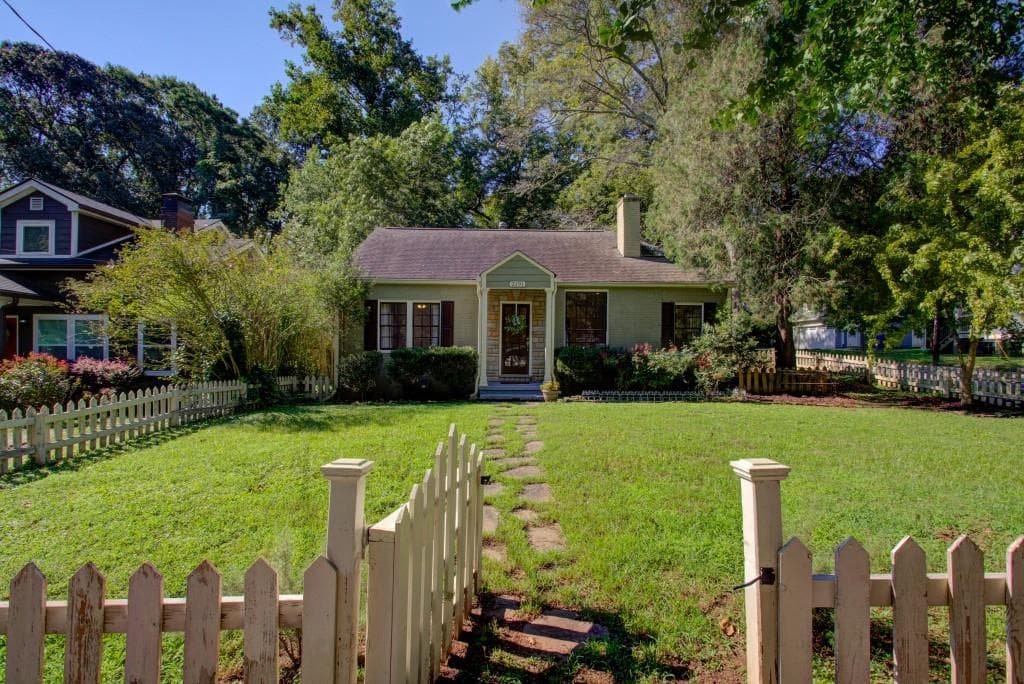 2 bedroom, 1 bathroom, 1,077 sq ft single family residence sold at 2191 Hosea L Williams Drive, Atlanta, GA 30317