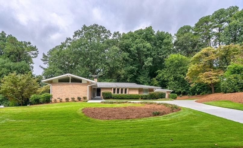 4 bedroom, 3 bathroom, 3,180 sq ft single family residence sold at 1000 Castle Falls Drive, Atlanta, GA 30329
