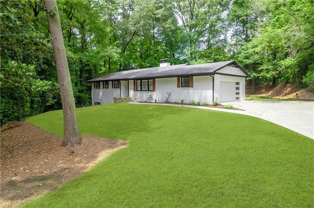 4 bedroom, 4 bathroom, 3,000 sq ft single family residence sold at 315 Amberidge Trail, Sandy Springs, GA 30328