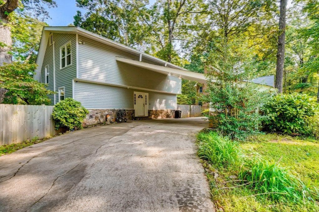 4 bedroom, 4 bathroom, 2,060 sq ft single family residence sold at 608 Falling Leaf Drive, Lilburn, GA 30047