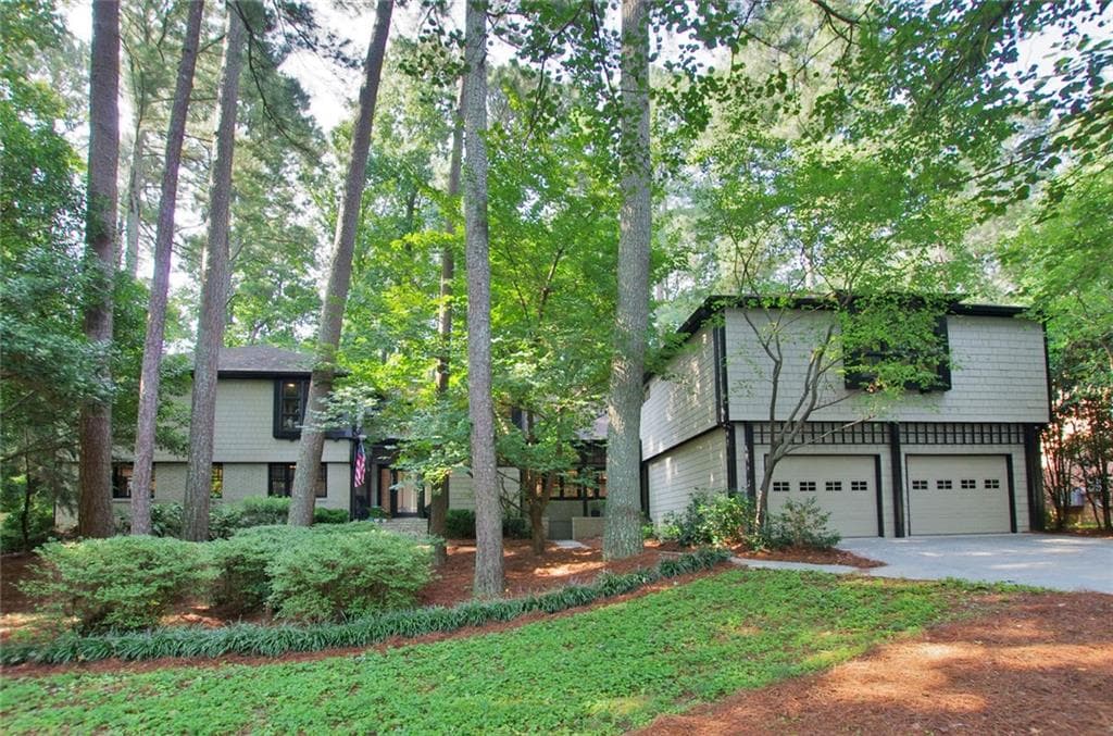 6 bedroom, 4 bathroom, 5,167 sq ft single family residence sold at 1361 SHEFFIELD Drive, Atlanta, GA 30329