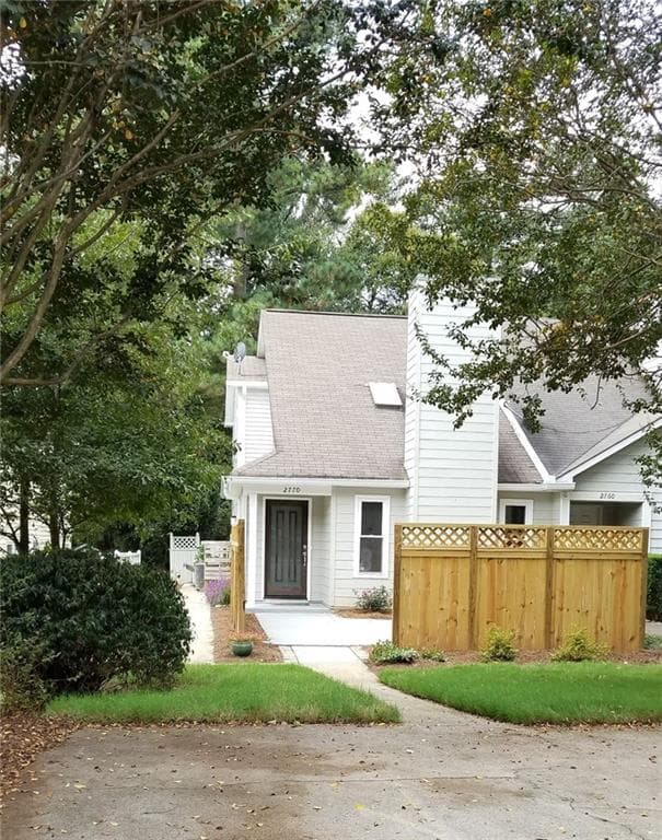 3 bedroom, 3 bathroom, 1,435 sq ft townhouse sold at 2770 North Avenue, Smyrna, GA 30080