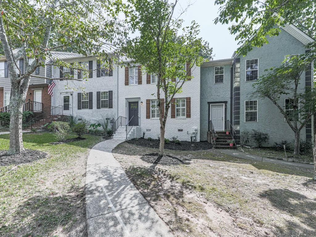 1652 Cedar Bluff Way, Marietta, GA 30062 — most recent listing photo