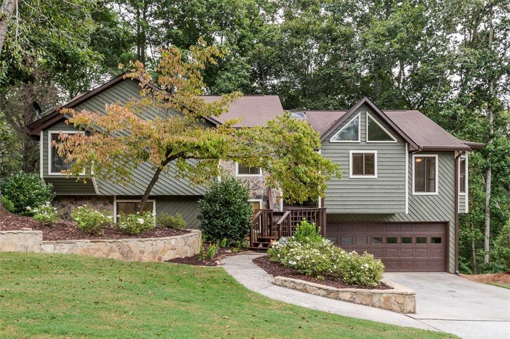 340 Hunt River Way, Suwanee, GA 30024 — most recent listing photo