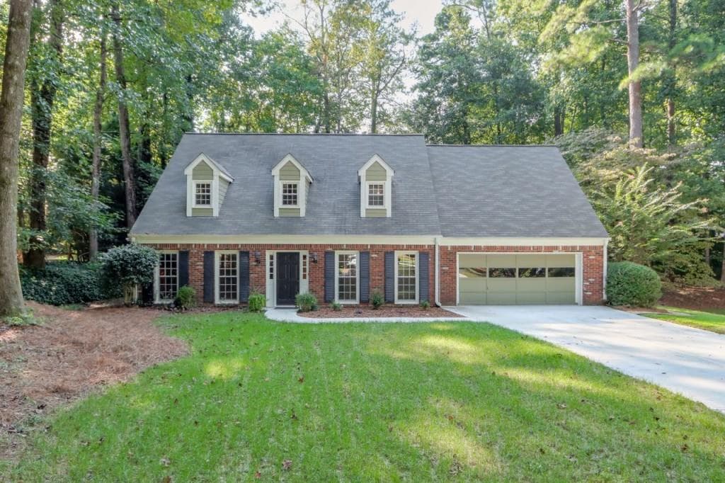 4 bedroom, 3 bathroom, 2,661 sq ft single family residence sold at 2277 Chimney Springs Drive, Marietta, GA 30062