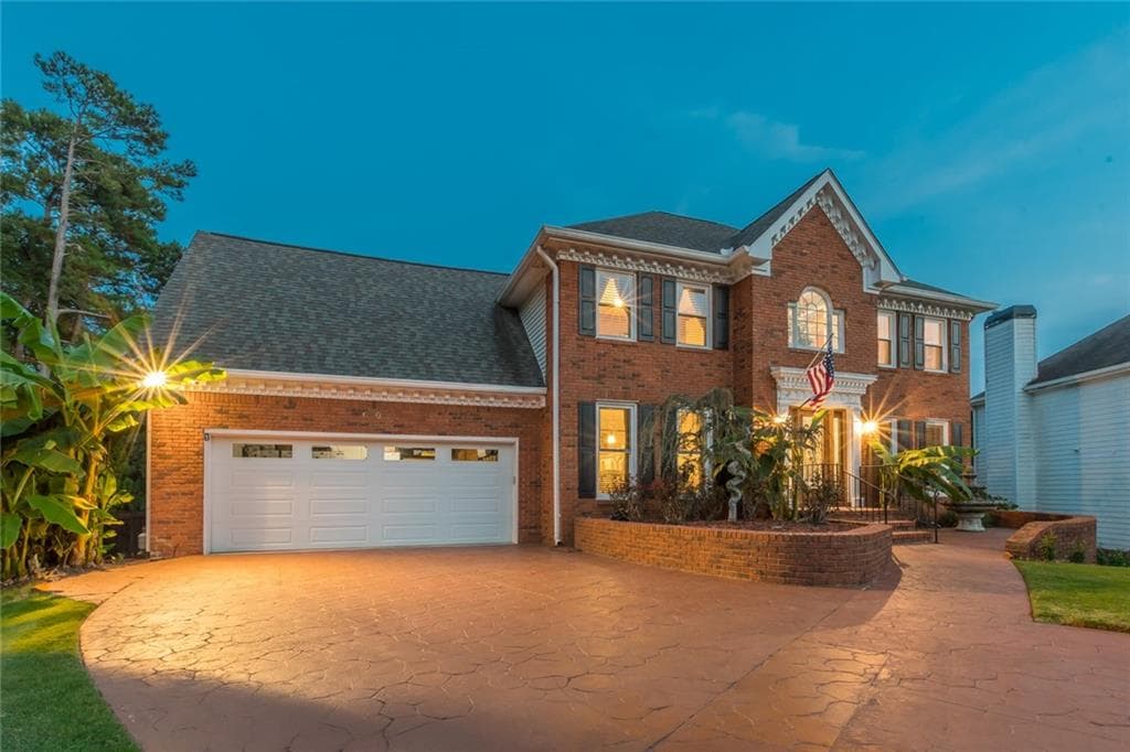 4 bedroom, 4 bathroom, 3,001 sq ft single family residence sold at 670 Rosa Drive, Lawrenceville, GA 30044