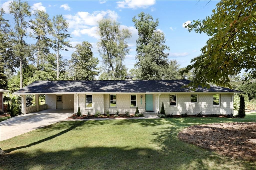 4 bedroom, 3 bathroom, 2,500 sq ft single family residence sold at 1659 Crestline Drive, Atlanta, GA 30345