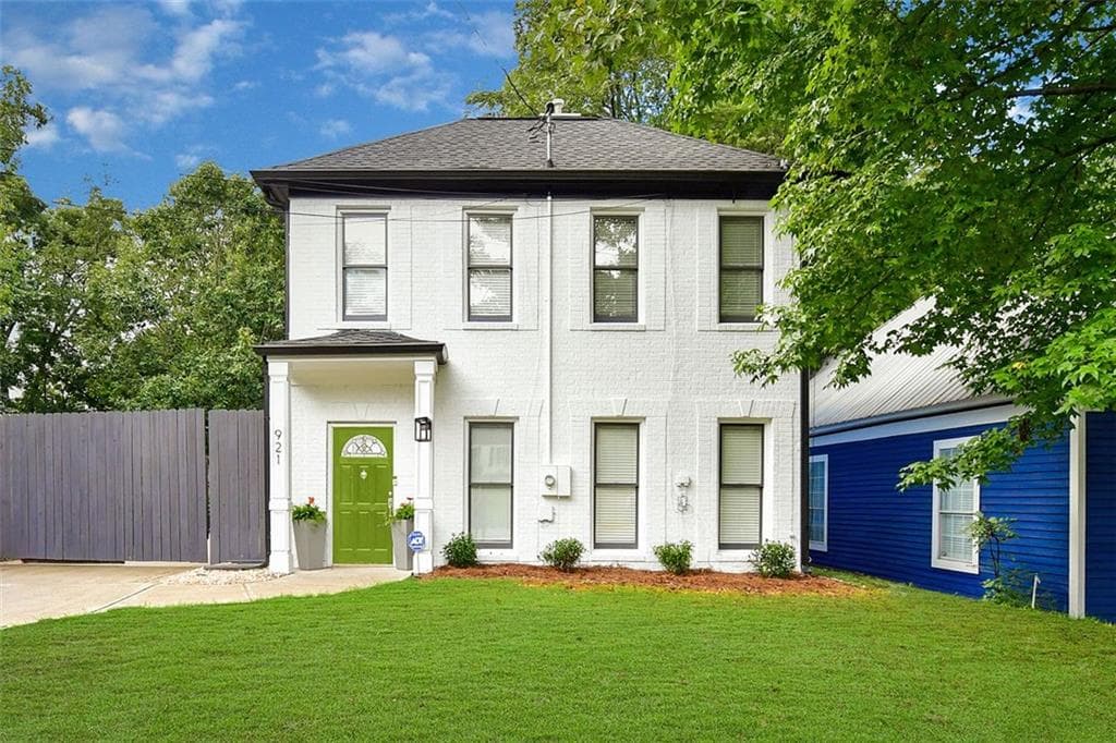 3 bedroom, 3 bathroom, 2,688 sq ft single family residence sold at 921 Moreland Avenue, Atlanta, GA 30316