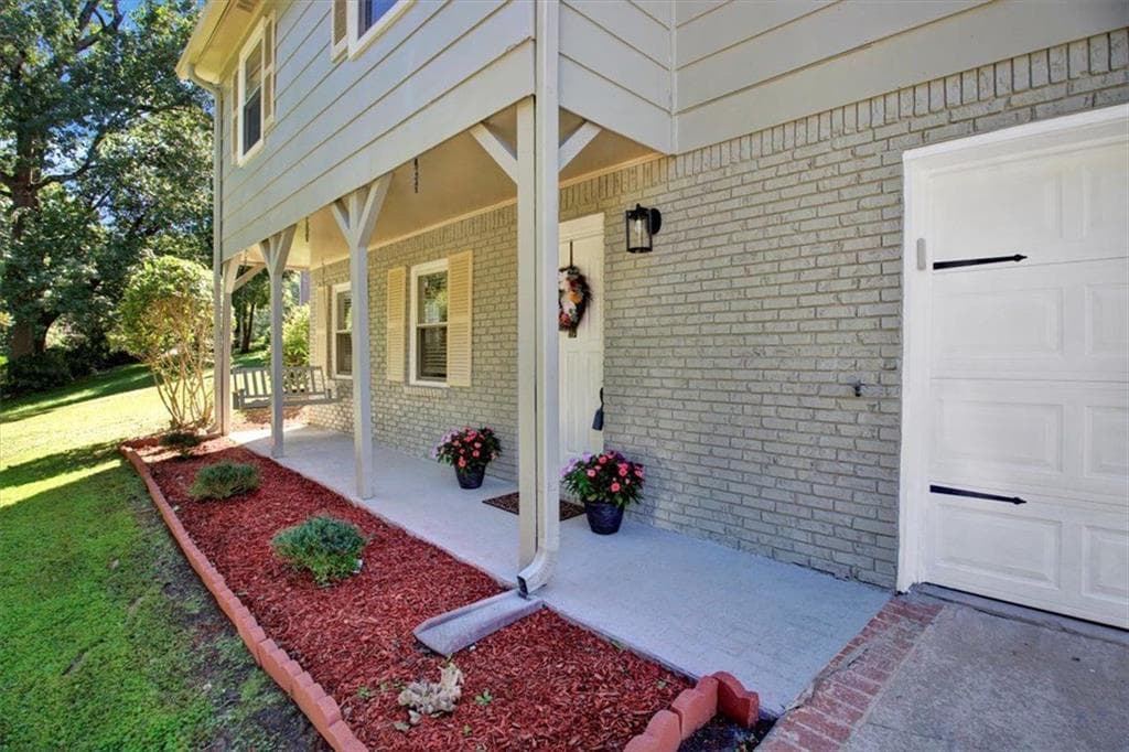 3759 LAKE Drive, Smyrna, GA 30082 — most recent listing photo