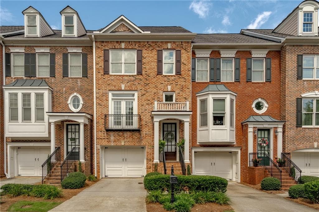 2 bedroom, 3 bathroom, 1,788 sq ft townhouse sold at 5804 Waters Edge Trail, Roswell, GA 30075