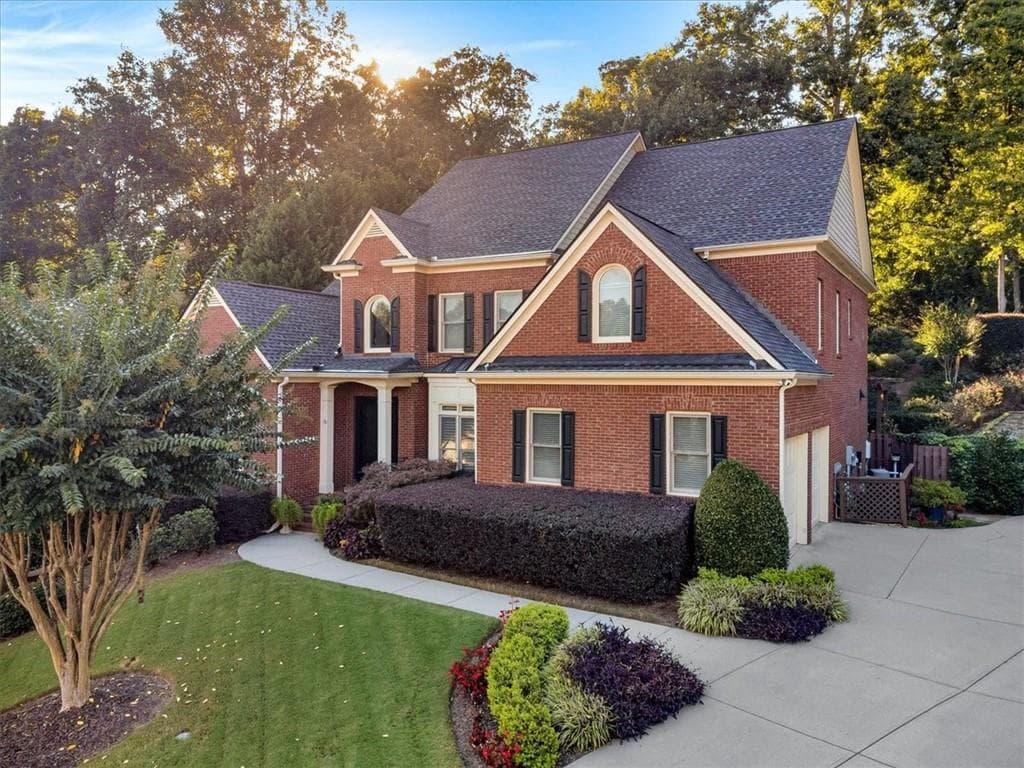 4370 Cooper Oaks Drive, Smyrna, GA 30082 — most recent listing photo