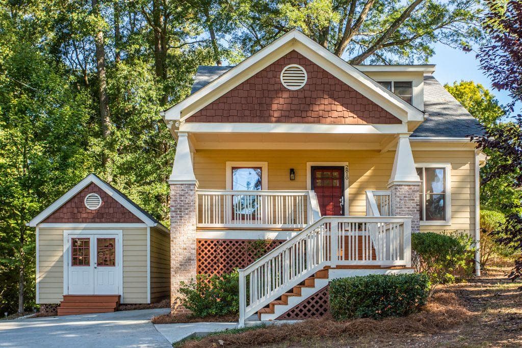 2810 ARBORCREST Drive, Decatur, GA 30033 — most recent listing photo