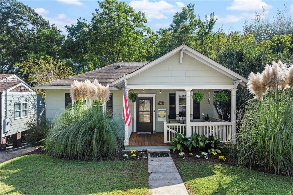2 bedroom, 2 bathroom, 1,113 sq ft single family residence sold at 1419 MERIDIAN Street, Atlanta, GA 30317