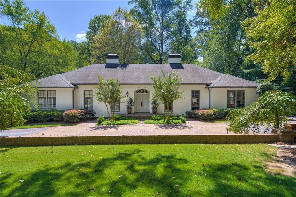 4 bedroom, 5 bathroom single family residence sold at 970 Nawench Drive, Atlanta, GA 30327