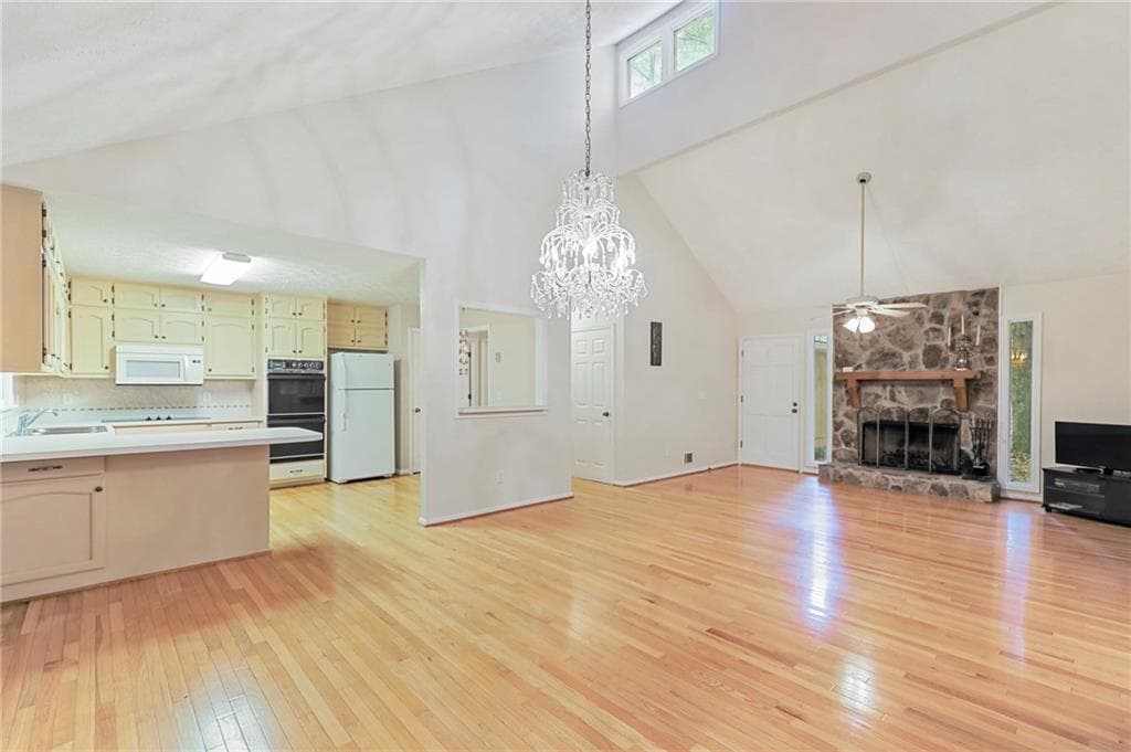 4 bedroom, 3 bathroom, 2,924 sq ft single family residence sold at 8531 Birch Hollow Drive, Roswell, GA 30076