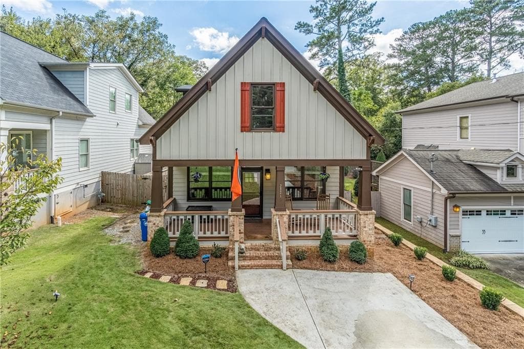 4 bedroom, 3 bathroom, 2,204 sq ft single family residence sold at 2821 Arborcrest Drive, Decatur, GA 30033