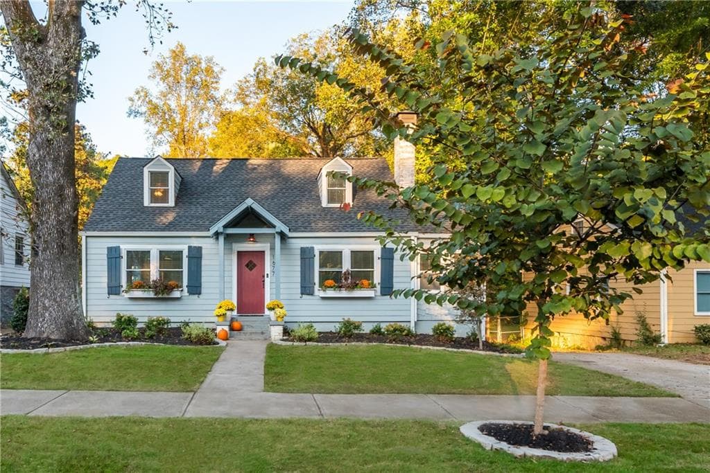 3 bedroom, 3 bathroom, 1,667 sq ft single family residence sold at 1677 Kenmore Street, Atlanta, GA 30311