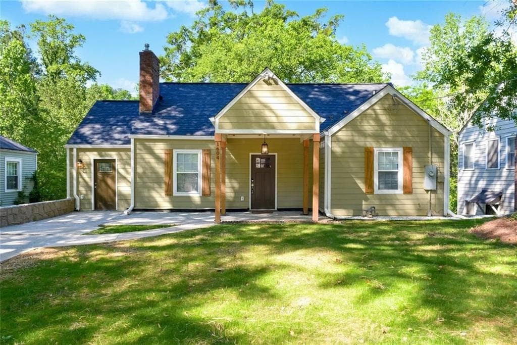 5 bedroom, 4 bathroom, 3,021 sq ft single family residence sold at 1604 Orlando Street, Atlanta, GA 30311