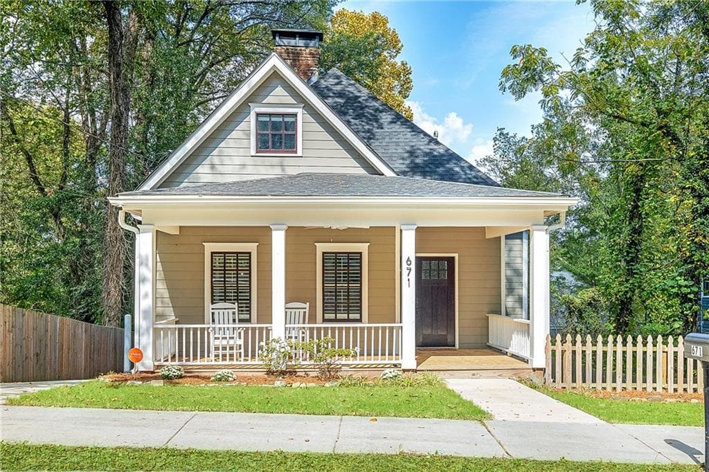 3 bedroom, 3 bathroom, 1,970 sq ft single family residence sold at 671 Hugh Street, Atlanta, GA 30310