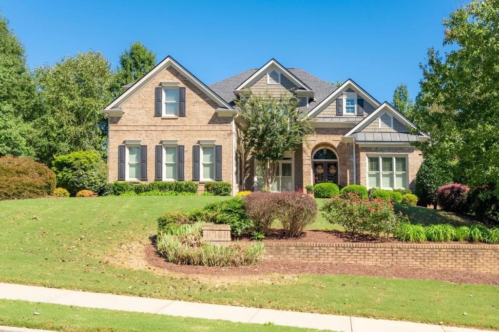 6 bedroom, 6 bathroom, 6,174 sq ft single family residence sold at 3044 Moss Stone Lane, Marietta, GA 30064