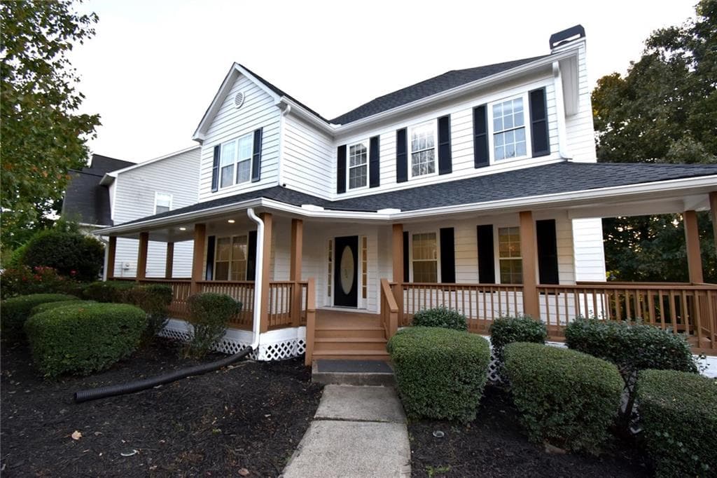 3 bedroom, 3 bathroom, 2,360 sq ft single family residence sold at 741 Soaring Drive, Marietta, GA 30062
