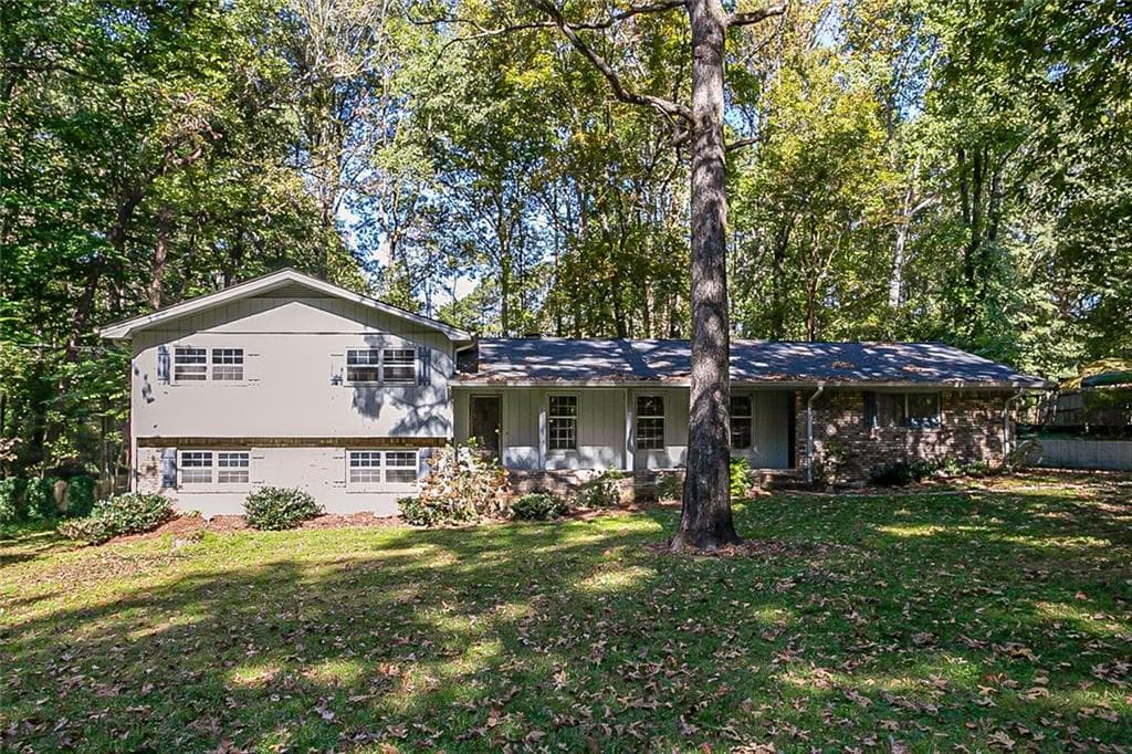 5 bedroom, 3 bathroom, 1,836 sq ft single family residence sold at 3707 Rainbow Circle, Snellville, GA 30039