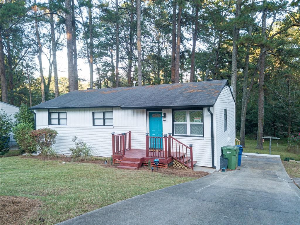 3 bedroom, 2 bathroom, 1,008 sq ft single family residence sold at 1073 Stonewall Drive, Atlanta, GA 30315