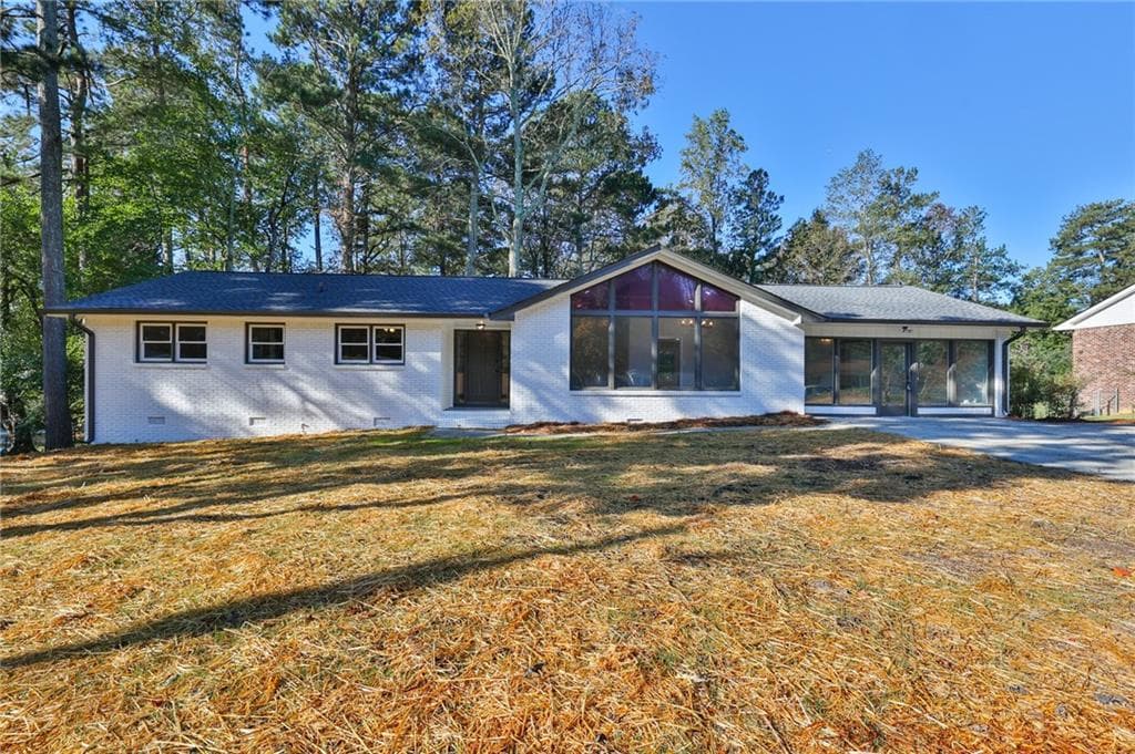 4 bedroom, 3 bathroom, 2,256 sq ft single family residence sold at 3105 Periwinkle Drive, Snellville, GA 30078