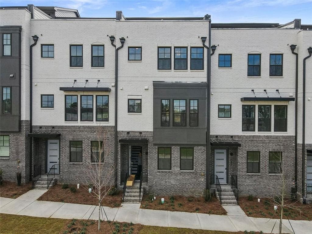 1337 Fairmont Avenue 22, Atlanta, GA 30318 — most recent listing photo