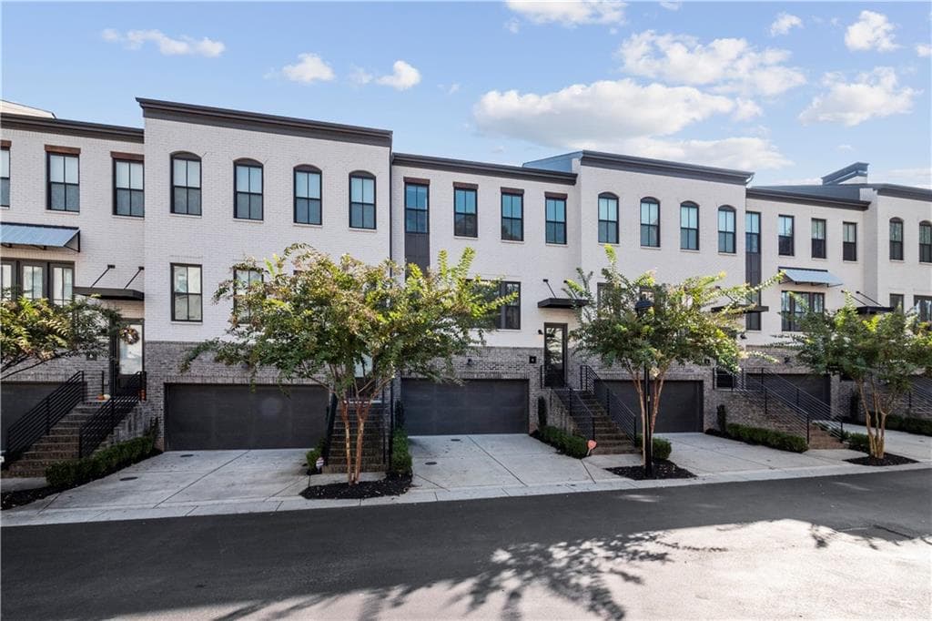 3 bedroom, 4 bathroom, 2,403 sq ft townhouse sold at 1388 La France Street 4, Atlanta, GA 30307
