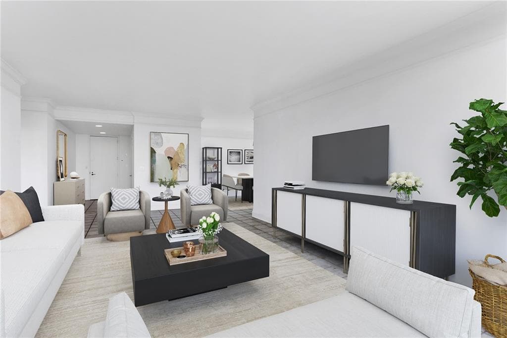 2 bedroom, 2 bathroom, 1,594 sq ft condominium sold at 2575 Peachtree Road 18B, Atlanta, GA 30305