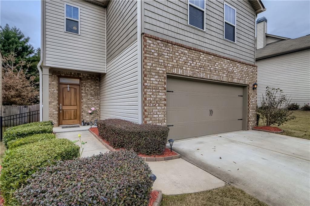4 bedroom, 3 bathroom, 2,256 sq ft single family residence sold at 216 Princeton Court, Acworth, GA 30102