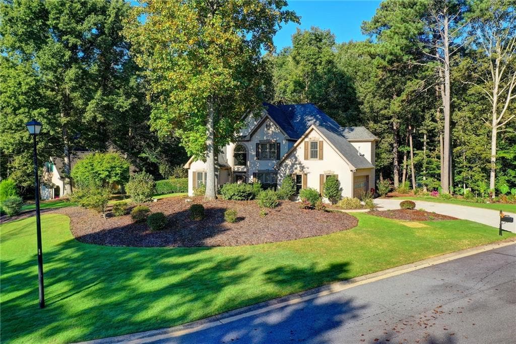 4 bedroom, 3 bathroom, 3,165 sq ft single family residence sold at 2520 Wellsley Lane, Cumming, GA 30041