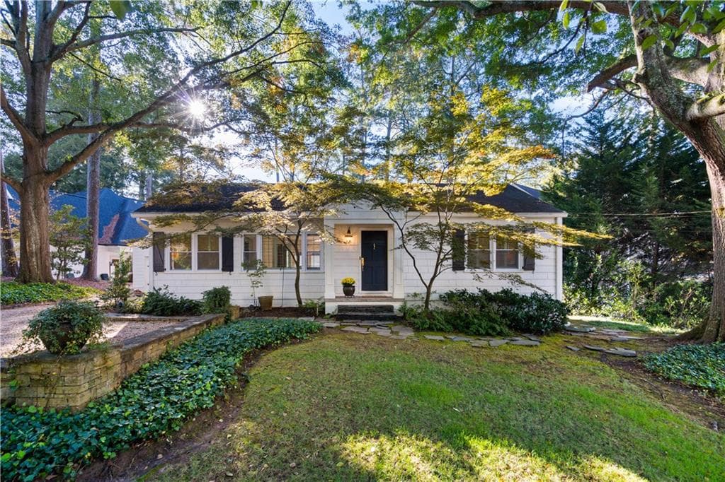 3 bedroom, 3 bathroom, 2,301 sq ft single family residence sold at 122 Karland Drive, Atlanta, GA 30305