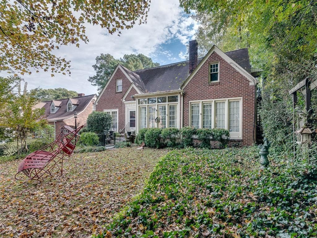 4 bedroom, 4 bathroom, 2,949 sq ft single family residence sold at 1553 Johnson Road, Atlanta, GA 30306