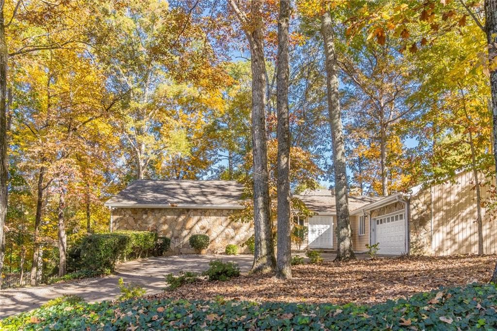 2980 Ascot Lane, Roswell, GA 30076 — most recent listing photo