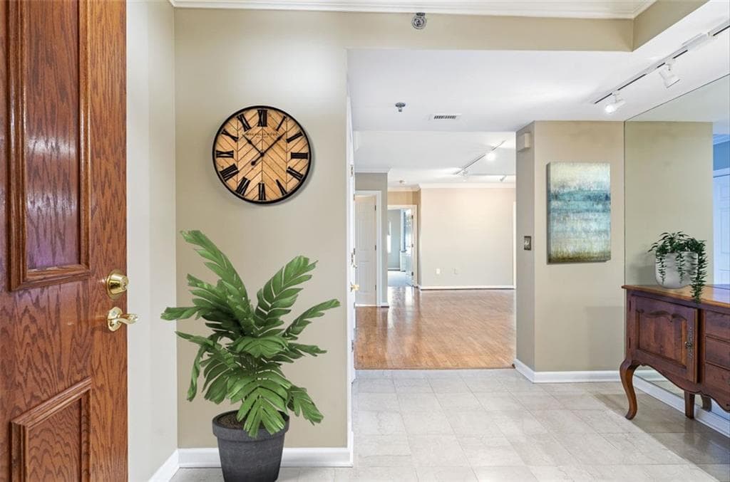2 bedroom, 2 bathroom, 1,870 sq ft condominium sold at 3435 Kingsboro Road 1603, Atlanta, GA 30326