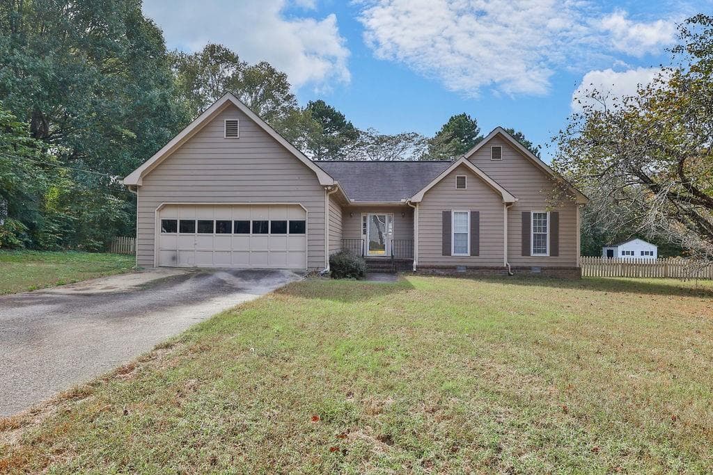 3 bedroom, 2 bathroom, 1,541 sq ft single family residence sold at 3445 Andrea Lee Court, Snellville, GA 30039