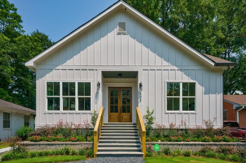 4 bedroom, 3 bathroom, 2,485 sq ft single family residence sold at 155 Woodbine Circle, Atlanta, GA 30317