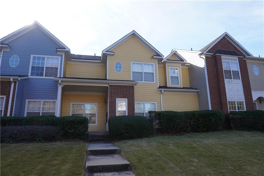 2 bedroom, 3 bathroom, 1,300 sq ft townhouse sold at 230 Amal Drive 202, Atlanta, GA 30315