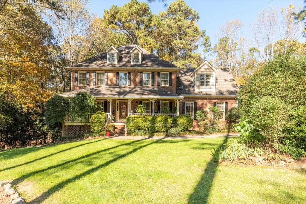 4 bedroom, 3 bathroom, 3,399 sq ft single family residence sold at 3675 Belle Glade Trail, Snellville, GA 30039