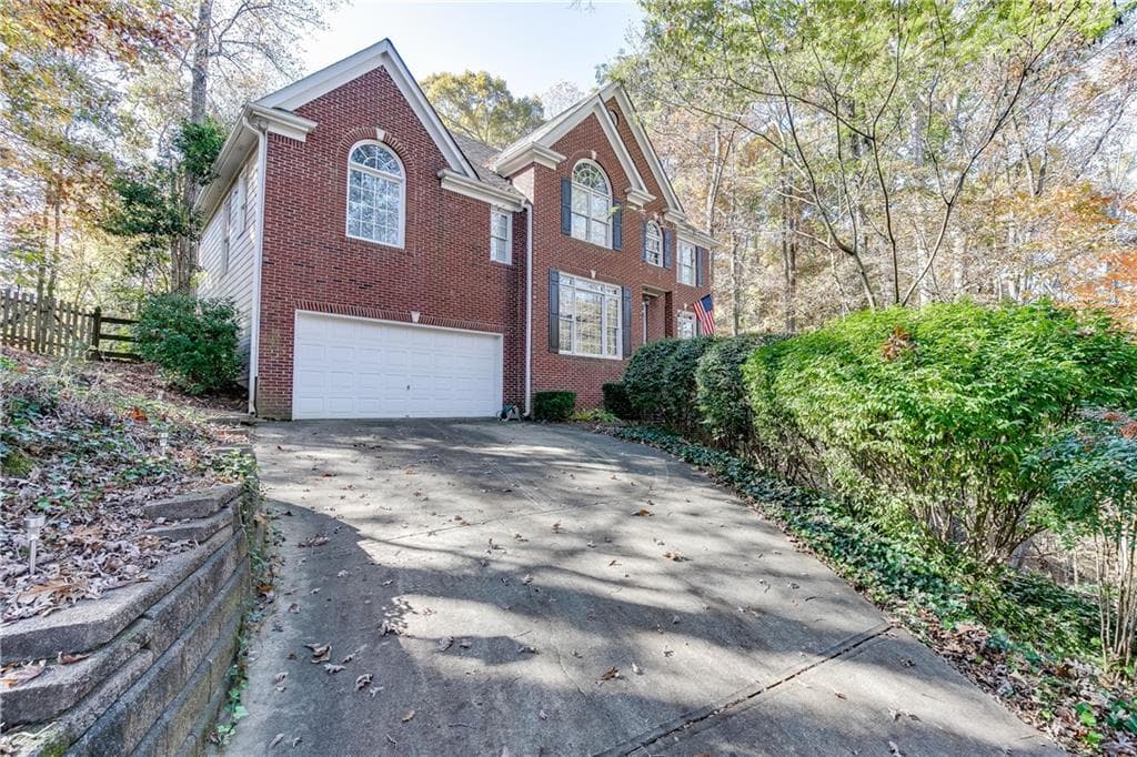 4 bedroom, 5 bathroom, 3,214 sq ft single family residence sold at 7725 Bold Springs Crossing, Cumming, GA 30041