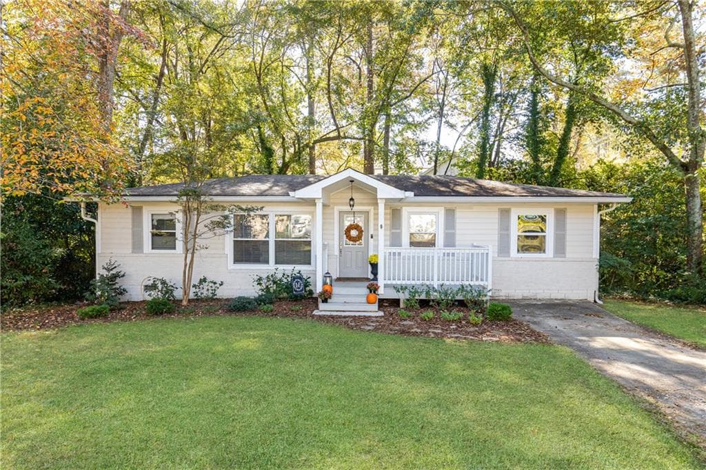 3 bedroom, 2 bathroom, 1,225 sq ft single family residence sold at 1527 Trentwood Place, Brookhaven, GA 30319