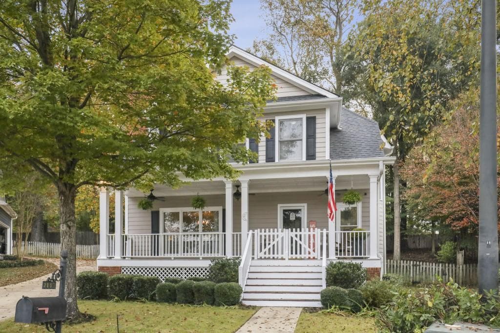 3 bedroom, 3 bathroom, 2,442 sq ft single family residence sold at 2139 Mauldin Street, Atlanta, GA 30318