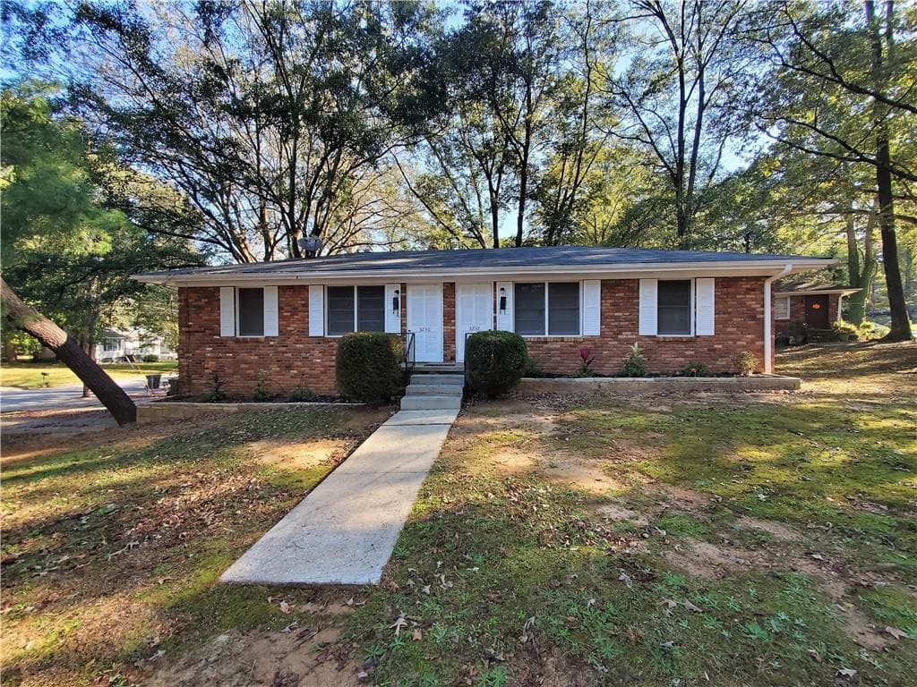 duplex sold at 3230 Logan Place, Hapeville, GA 30354