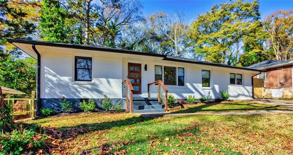3 bedroom, 3 bathroom, 1,550 sq ft single family residence sold at 2047 SEAVEY Drive, Decatur, GA 30032