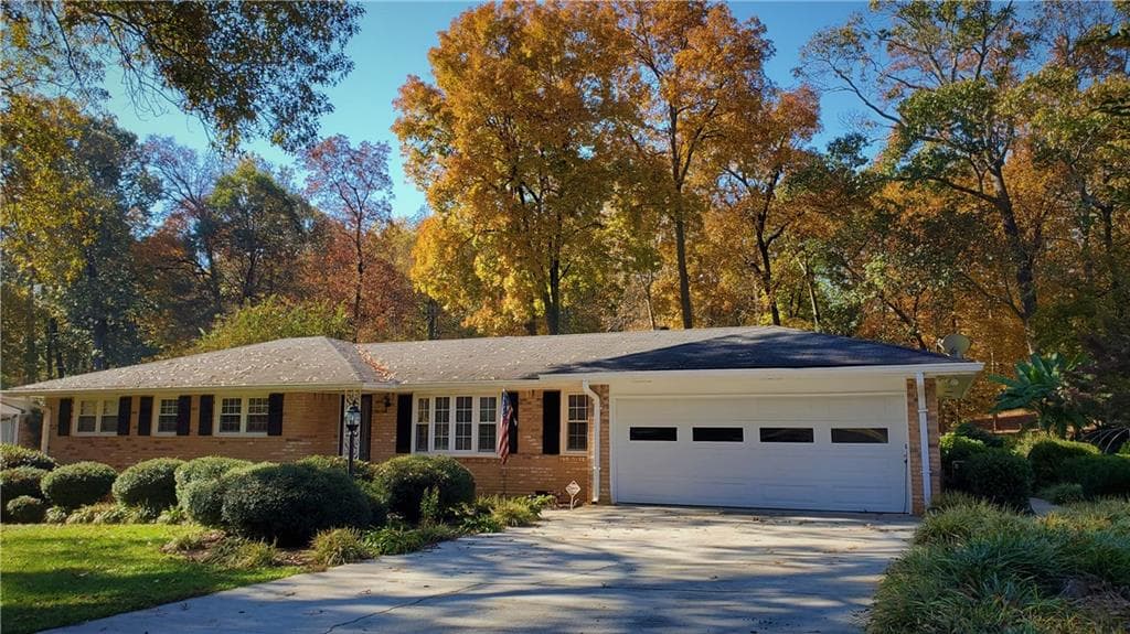 3 bedroom, 3 bathroom, 2,738 sq ft single family residence sold at 146 Lancelot Way, Lawrenceville, GA 30046
