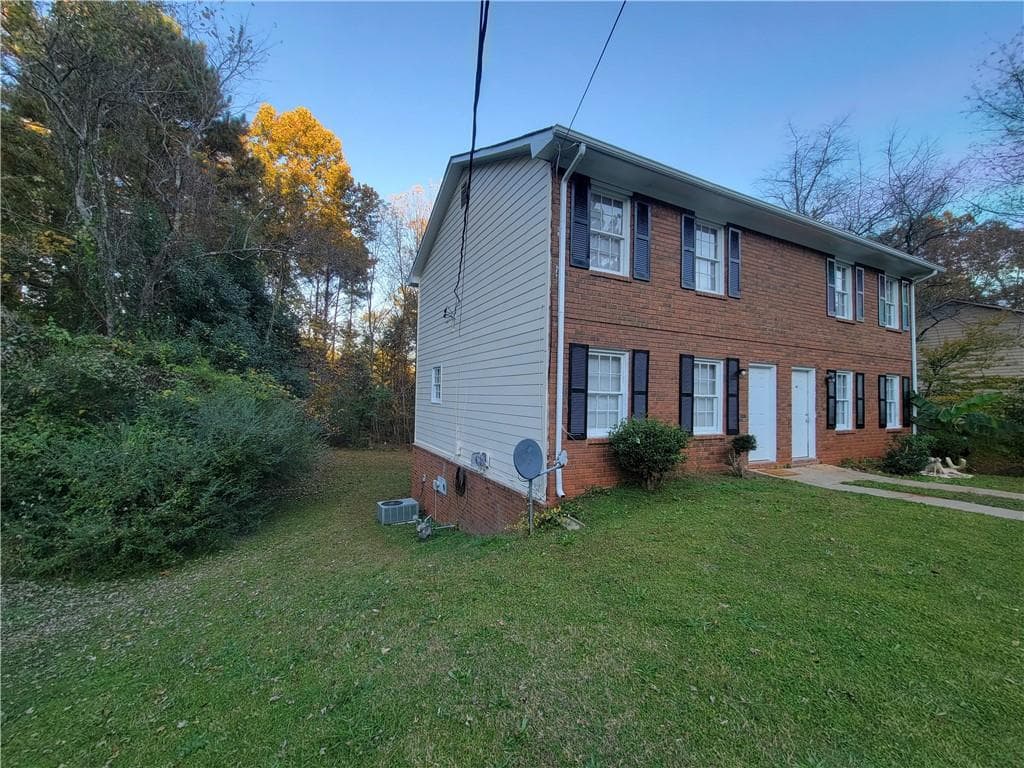 duplex sold at 381 Freeport Drive, Lawrenceville, GA 30046