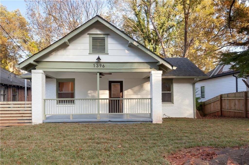 3 bedroom, 2 bathroom, 1,209 sq ft single family residence sold at 1396 Beatie Ave SW Avenue, Atlanta, GA 30310